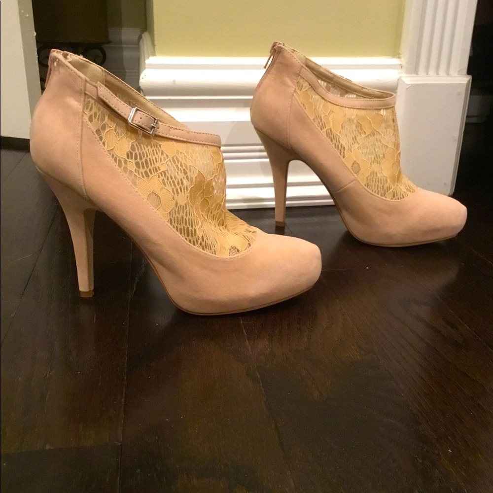 👠 Blush Bootie Pumps 👠